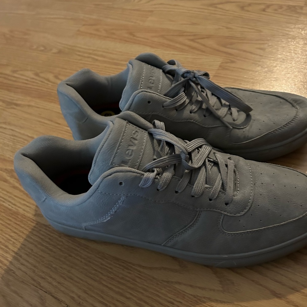 Levi’s men’s sneakers